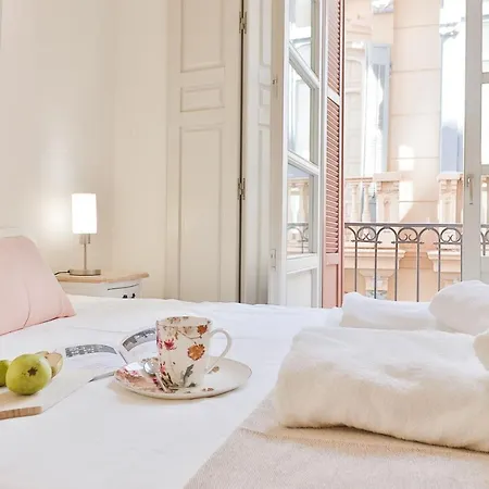 Flat 2 Bedrooms In The Center 马拉加