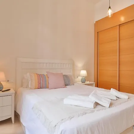 Flat 2 Bedrooms In The Center 公寓 *